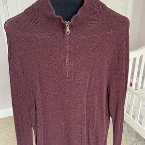 Men’s 1/2 zip sweater